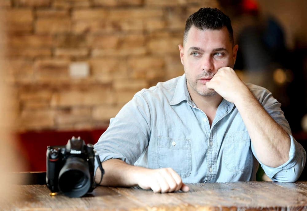 Mauricio Fernandez, lead wedding photographer at Hariel Xavier Photography